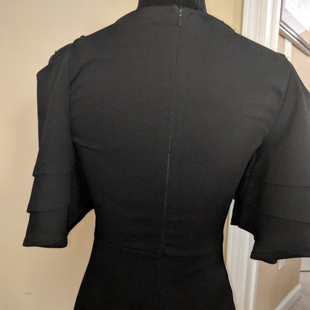 Dress - Picture 3 of 4